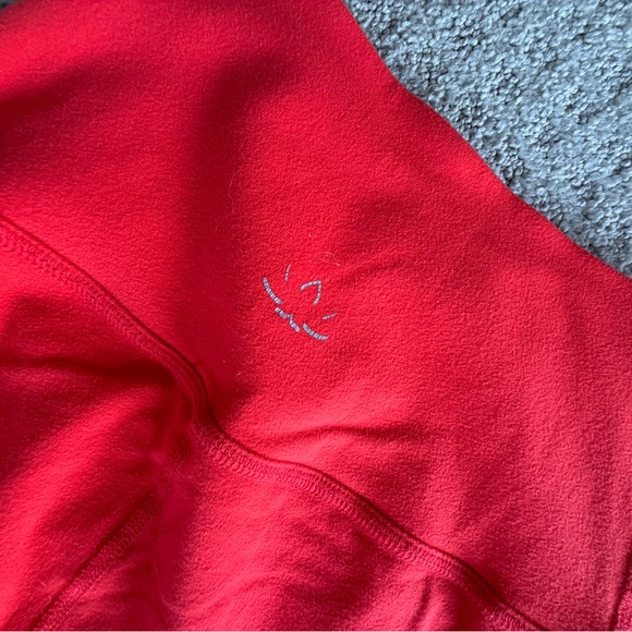 Beyond Yoga Vibrant Red Leggings - Picture 5 of 8